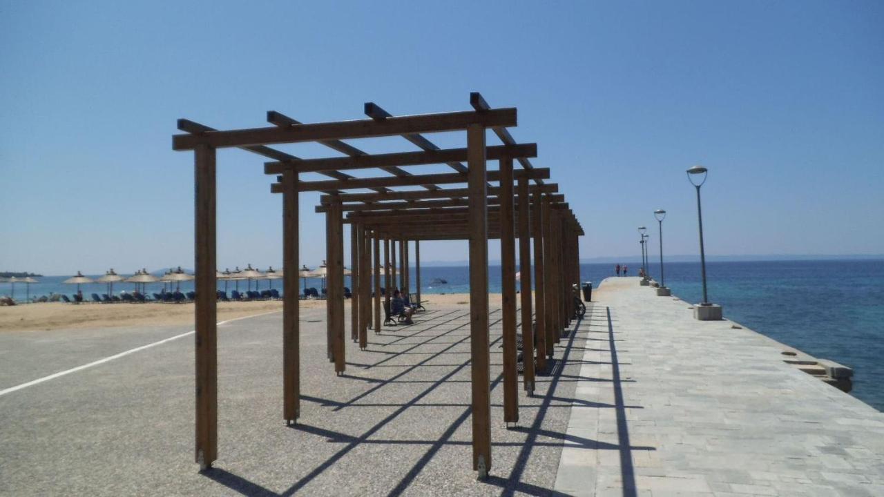 Finikas Garden Beach Resort Nikiti Eksteriør billede