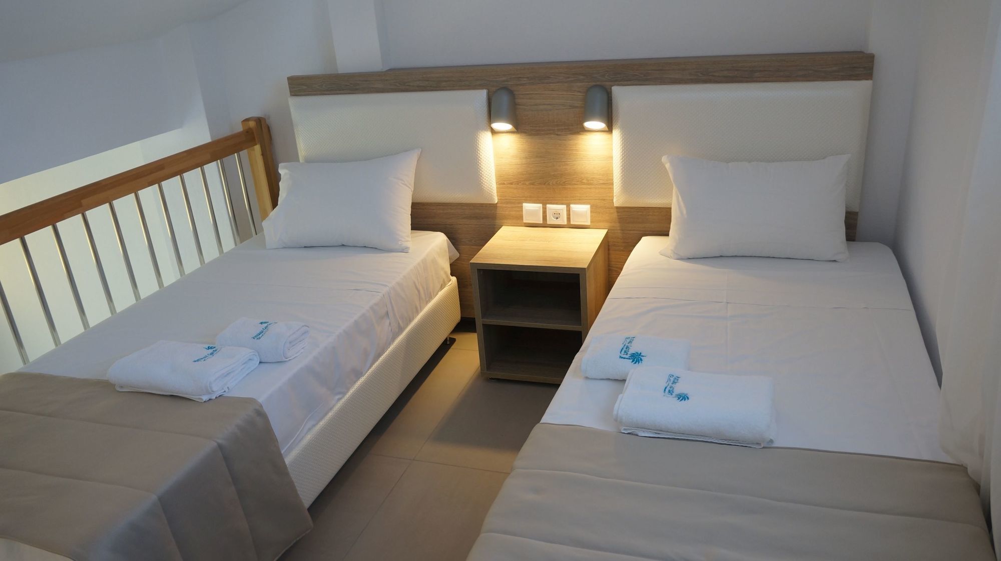 Finikas Garden Beach Resort Nikiti Eksteriør billede
