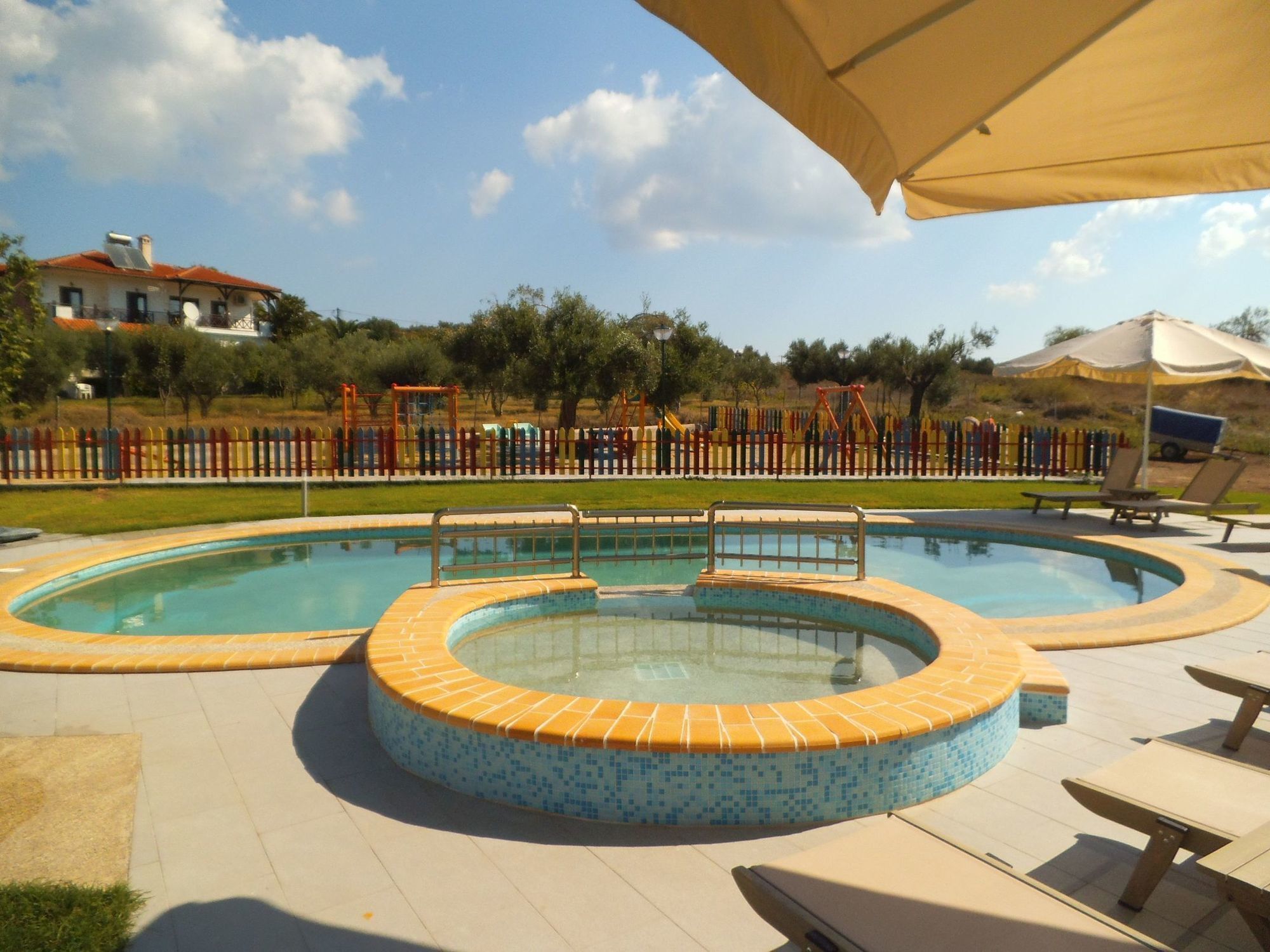 Finikas Garden Beach Resort Nikiti Eksteriør billede