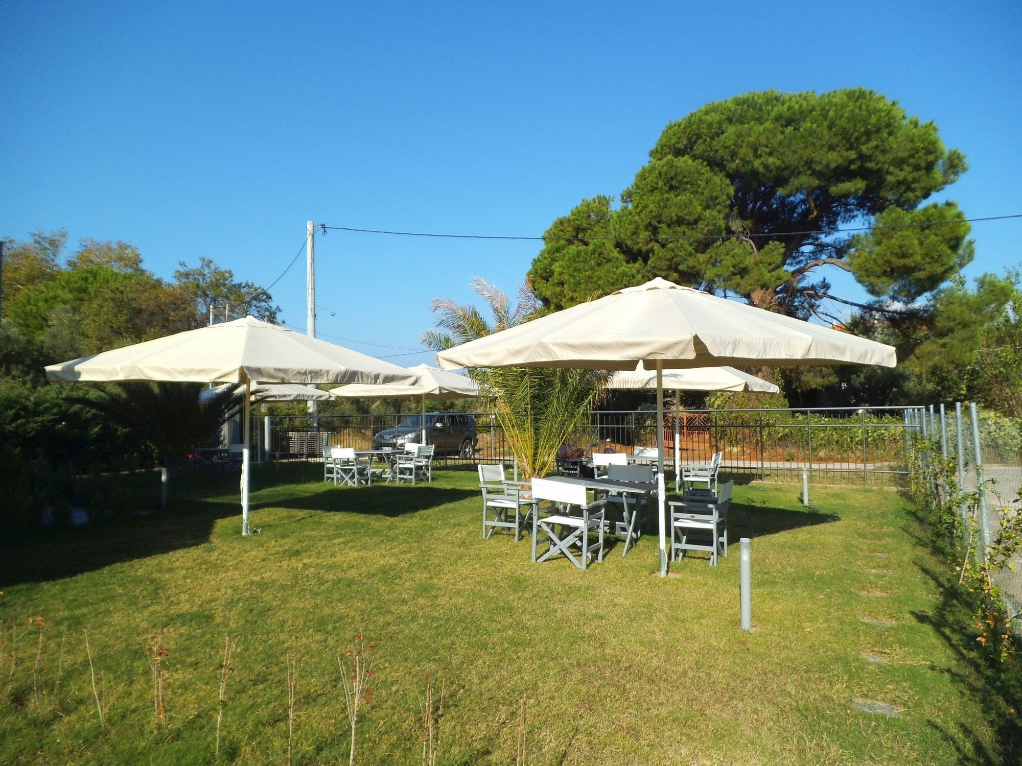 Finikas Garden Beach Resort Nikiti Eksteriør billede